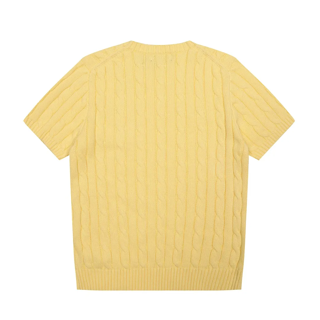 P154 💰 "Top quality" Style number: DS222# (not off the shelves all year round) [Ralph Lauren round neck pocket style solid color pony embroidered logo knitted short sleeves] ✅Ralph Lauren Ralph Lauren classic basic pocket all-match style goddess knitted short sleeves for all seasons ✅Main supplier platform live broadcast Wholesale entity Replenish when out of stock Not off the shelf ✅ZP quality 1:1 version Scan the code to enter the GF website Counter quality ✅Details and quality are the only one in Guangzhou. Imported quality cotton yarn, focusing on high-end, cost-effective, good quality needless to say. ✅The version is restored to the original order. The maximum size can be worn up to 160 pounds. Loose, comfortable and stress-free. ✅The upper body is simple and easy to match. A must-have for goddess ootd. Good-looking clothes are never picky. A must-have in the goddess’ wardrobe. Size: S-XL. Color: White, almond, purple, orange, gray, yellow, black, khaki, pink, navy, rose, green. Chinese red olive green light blue white label light blue blue label
